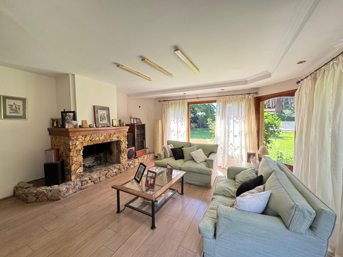 Venta Excelente Casa Bella Vista