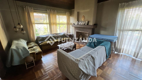 Casa En Venta De 5 Dorm. En Ñuñoa