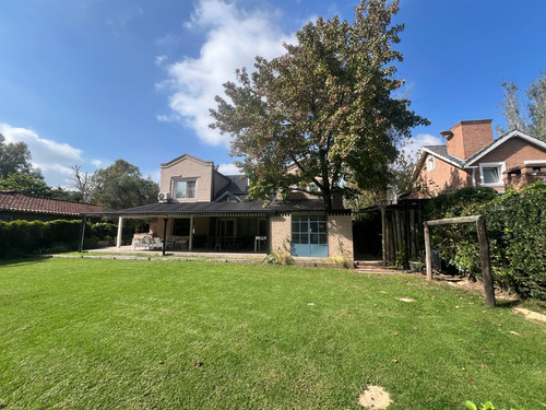 Casa En La Arboleda