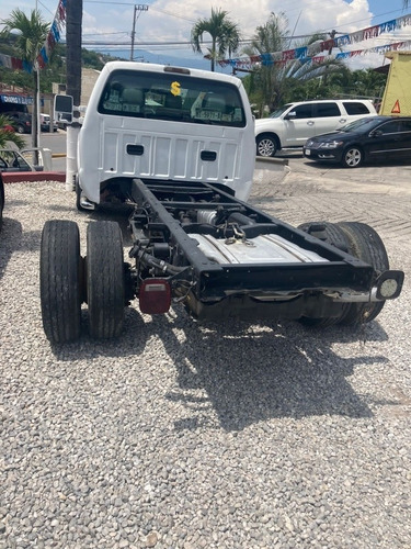 Imagen 4 de 10 de Ford F-450 Turbo Diesel