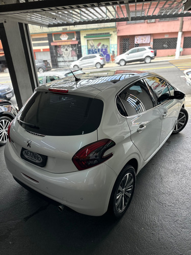 Peugeot 208 1.6 16v Griffe Flex Aut. 5p