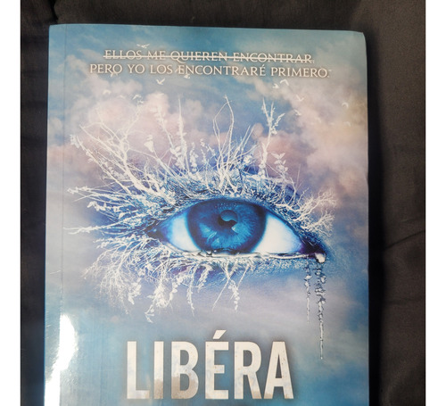 Libro Liberame. Editorial Urano. Español.