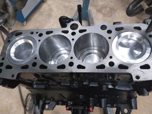 Imagem 11 de 15 de Volkswagen Saveiro 2.0