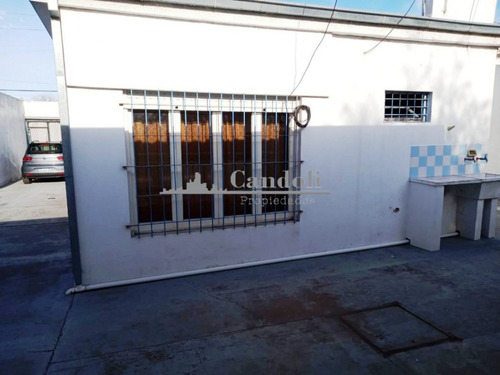 Casa En Venta 3 Ambientes + Departamento Zona Makro Mar Del Plata