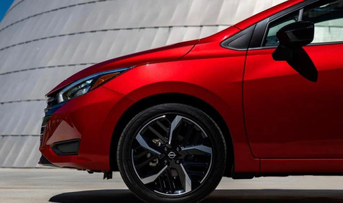 Imagen 5 de 17 de Nissan Versa 2023 1.6 Exclusive At