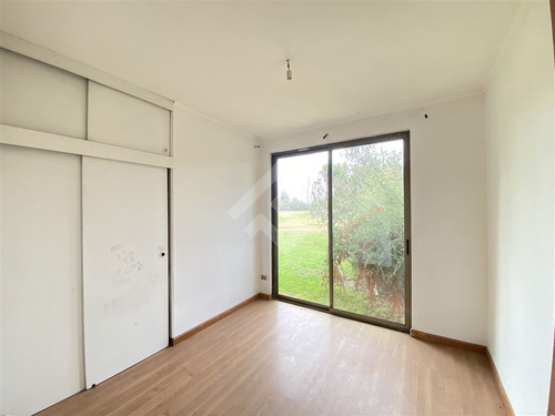 Casa En Venta De 4 Dorm. En Paine