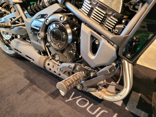 #009 - Kawasaki Vulcan S Abs - 2025 - Royal Enfield