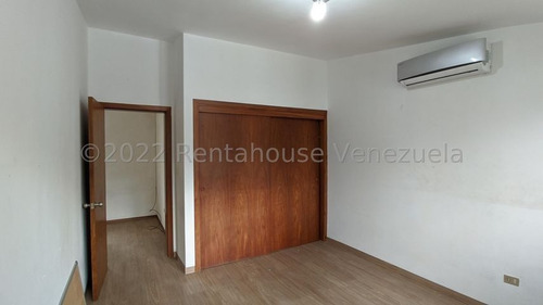 Imagen 15 de 21 de Casa Macaracuay 22-18630 Ramon Estrella 4142811513