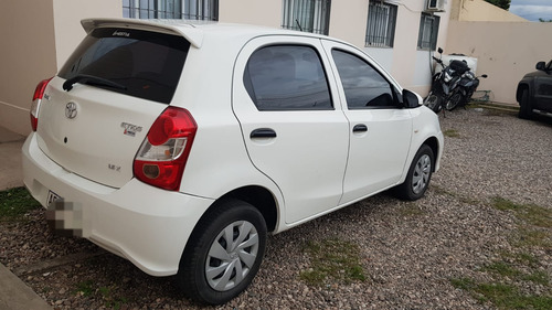 Toyota Etios 1.5 X 6mt My19