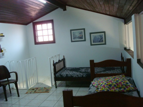 Ampla Resid. 3 Dorm. Sendo Uma Suíte Em Condomínio Fechado - Ubatuba L. Norte Sp - Rod. Oswaldo Cruz 4758,