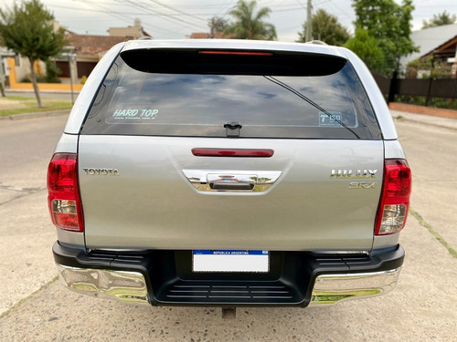 Toyota Hilux Srx Automatica 4x4 Services Oficiales Impecable