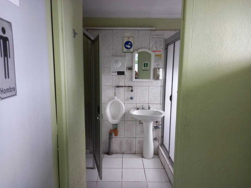 Vendo Propiedad Industrial (84483)