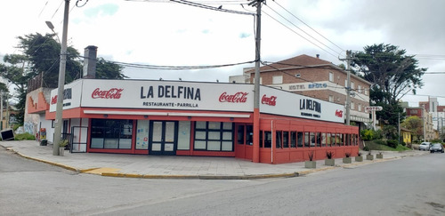 Importante Local Comercial En Pleno Corazón De La Zona Centro Restaurante Y Parrilla
