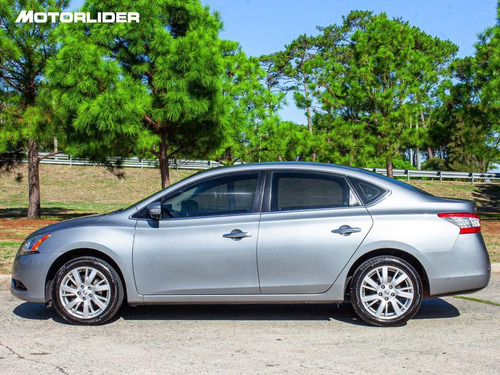 Imagen 2 de 25 de Nissan Sentra 1.8 Exclusive Cvt | Permuta / Financia