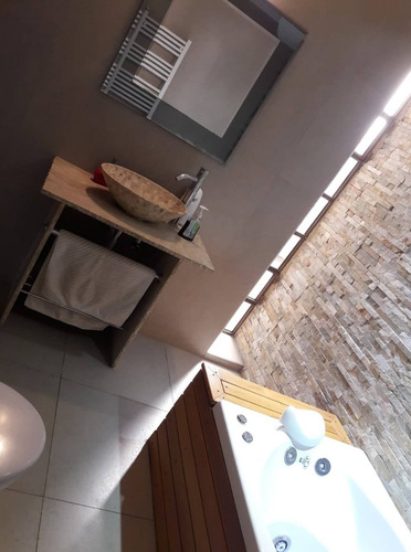 Imagen 6 de 16 de Centrica Propiedad Con Finos Detalles Venta