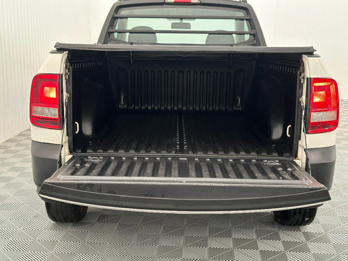 Volkswagen Saveiro 1.6 Robust Cab. Simples Total Flex 2p