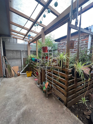 Casa En Venta De 2 Dorm. En Padre Las Casas