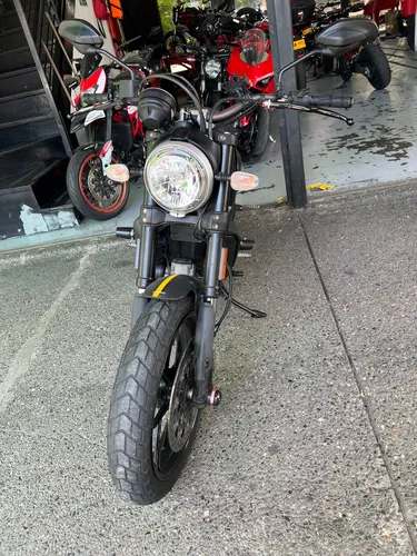 Moto En Óptimas Condiciones, Mantenimiento Y Documentación A