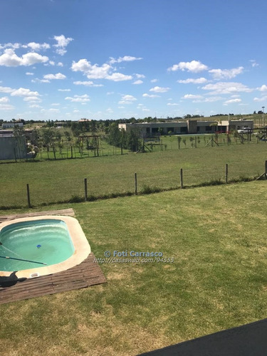 Imagen 3 de 9 de Casa En Barrio Privado Colinas