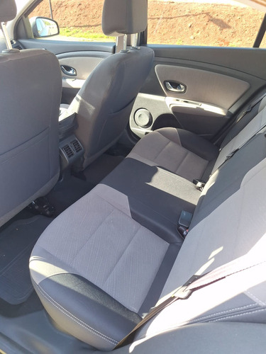 Renault Fluence 2.0 Dynamique X-tronic Hi-flex 4p