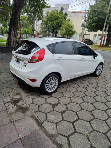 Ford Fiesta Kinetic 1.6 Sedan Se Plus 120cv