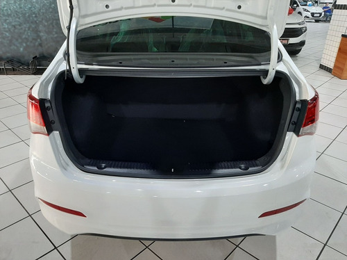 Imagem 7 de 10 de Hyundai Hb20s 1.6 Comfort Plus 16v 2019