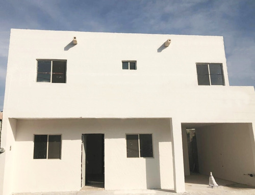 Casa En Venta Jardínes Del Periférico Lerdo,dgo.