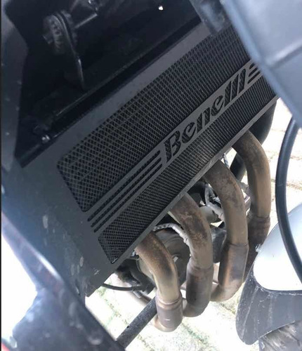 Imagen 4 de 4 de Cubre Radiador Benelli Tnt 600 I