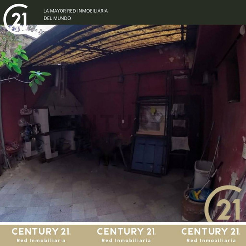 Local + Fondo De Comercio En Venta