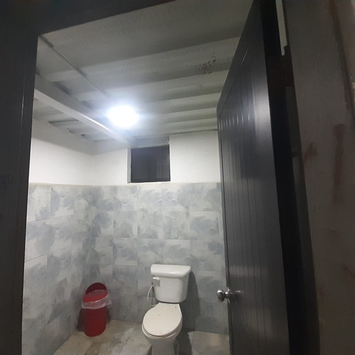 Galpón Industrial En Venta La Quizanda Valencia Dayana S.
