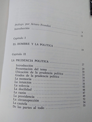 Realismo Y Etica En La Praxis Política Nitti Prólog Frondizi (Usado)