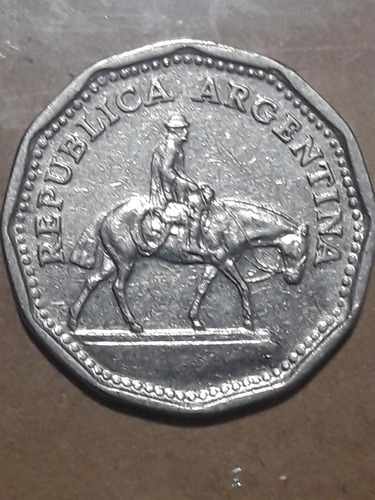 Moneda De Argentina De 10 Pesos Del Año 1966