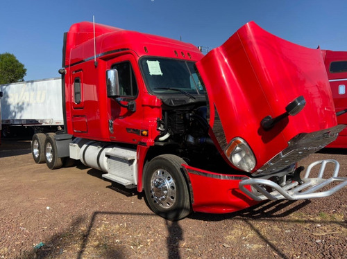 Imagen 10 de 15 de Tractocamion Cascadia 2012 Placas Federales