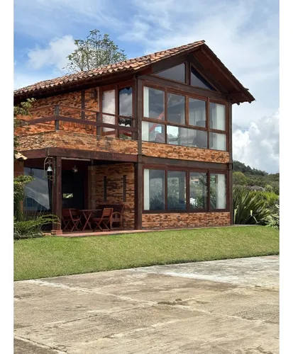 Finca Para La Venta En Ubicación Muy Privilegiada.