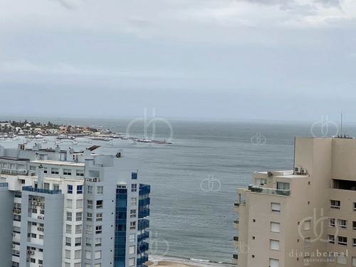 Imagen 19 de 30 de Venta De Apartamento De 2 Dormitorios En Edificio Miami Boulevard Punta Del Este