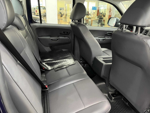 Imagen 15 de 25 de Volkswagen Amarok 2023 2.0 Cd Tdi 140cv Trendline Llantas16