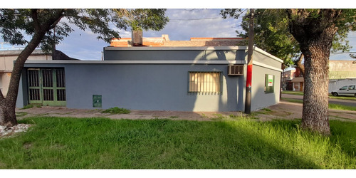 Casa En Venta. Pasco Y Fraga