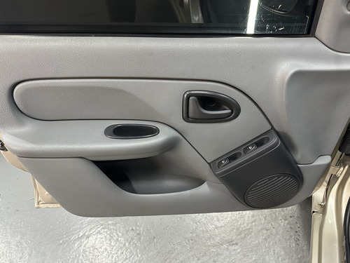 Renault Clio 2 F2 1.2 5 P. PACK PLUS
