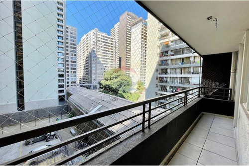 Departamento 2d/1b Cercano A Metro Ecuador