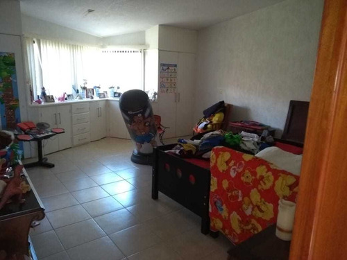 Jm/ Casa Con Grandes Espacios En Tejeda