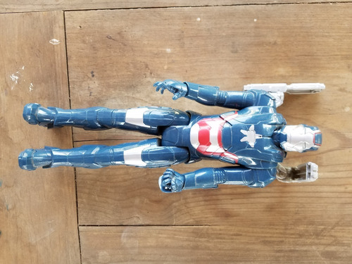 Iron Patriot De 12 Pulgadas Titan Heroes Series De Hasbro (Usado)