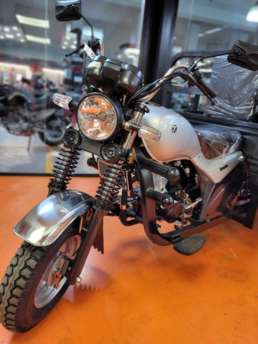 Imagen 1 de 7 de Zanella Tricargo Zmax 200 Okm Tamburrino Motos