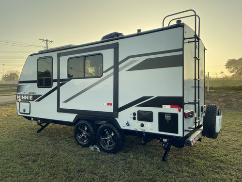 Trailer Importado Winnebago 2108ds (d) - 0km !!!! Y@w2