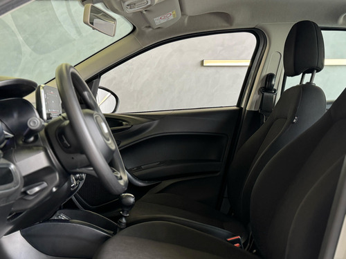Fiat Cronos 1.0 Drive Flex 4p