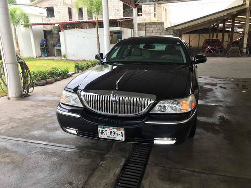 Imagen 2 de 10 de Lincoln Town Car 2003 Cartier Piel At