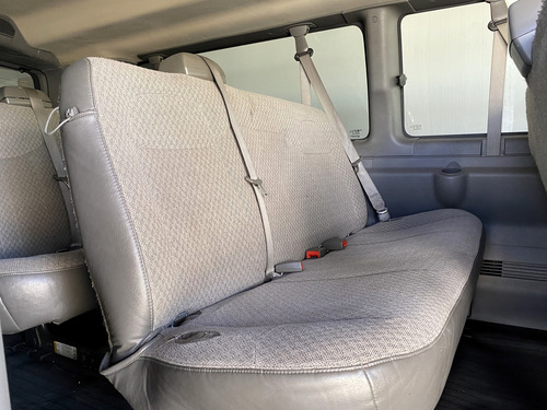 Chevrolet Express 6.0ls C 15 Pas At