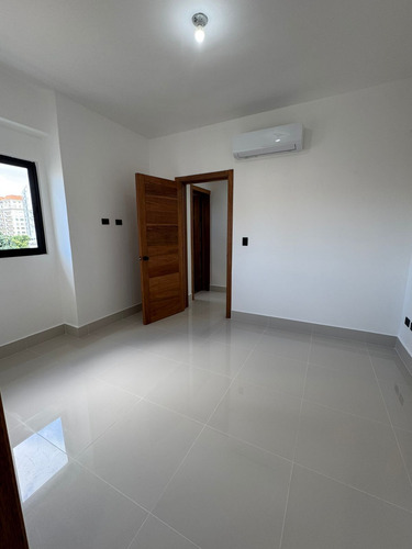 Alquiler De Apartamento A Estrenar Con Linea Blanca En Serralles