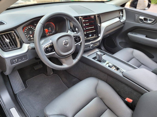 Imagem 12 de 15 de Volvo Xc60 2.0 T8 Hybrid Momentum Awd Geartronic