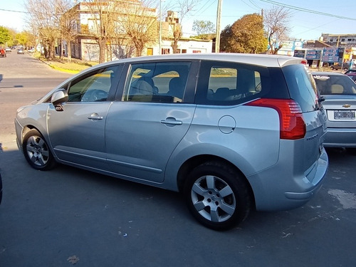 Imagen 11 de 16 de Peugeot 5008 2014 1.6 Allure 156cv