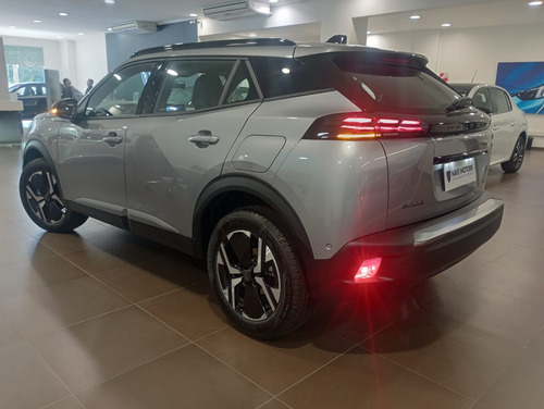 Peugeot 2008 1.0T Allure